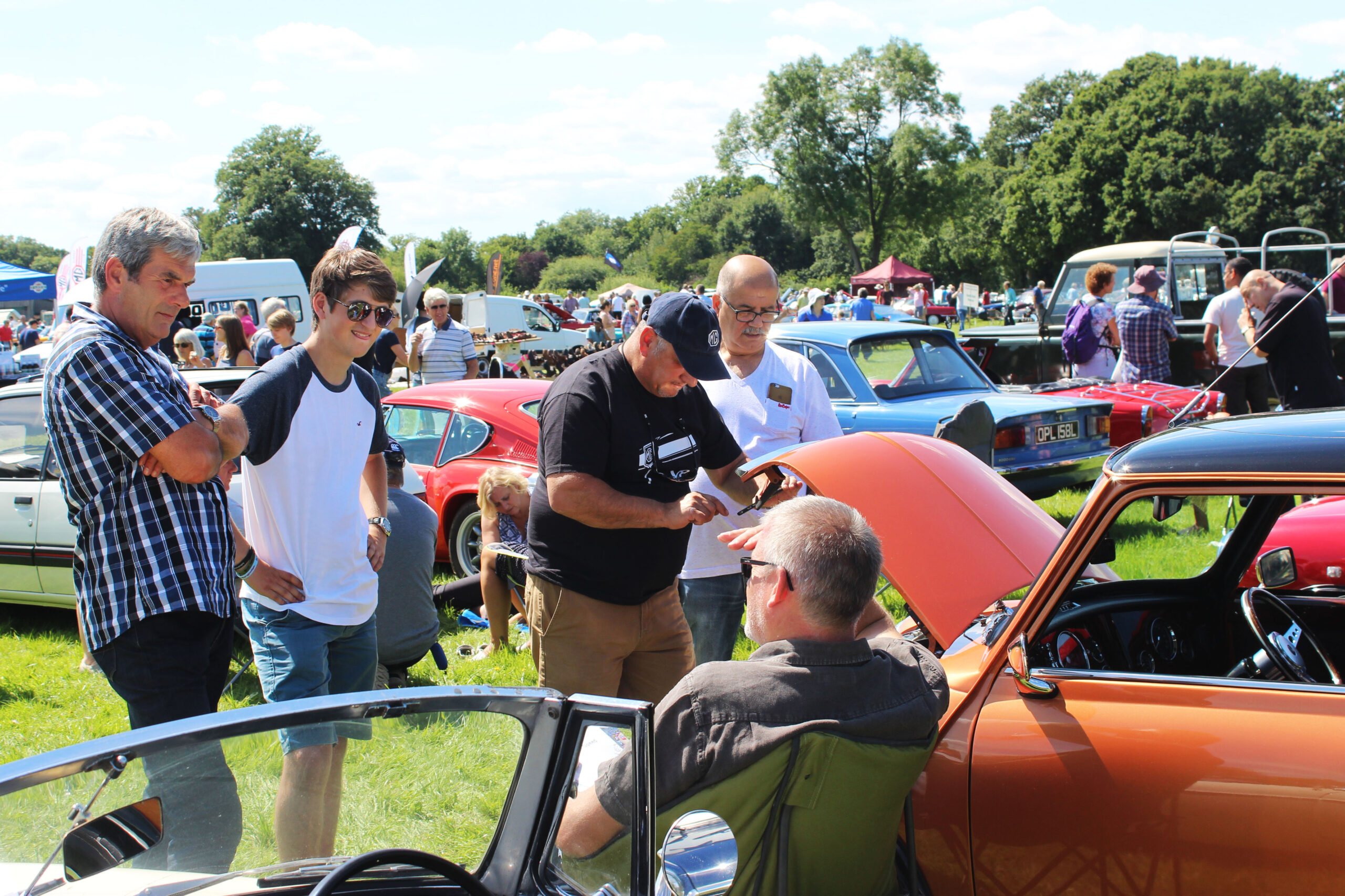 Ultrafast Wi-Fi available at Cranleigh Classic Car Show